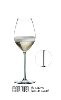 Taça Riedel Fatto a Mano Cabernet | Merlot (haste verde menta)