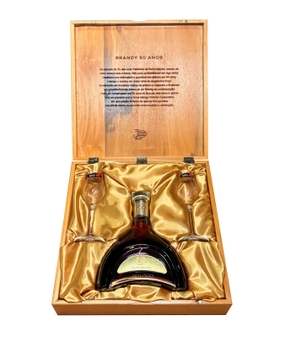 Brandy Boccati 50 anos 750ml + 2 Taças Riedel Bar Cognac